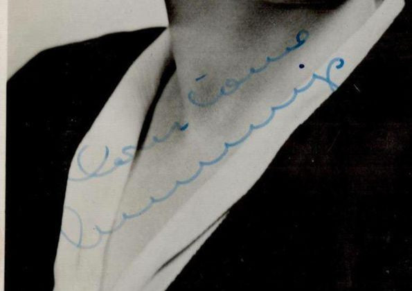 Constance Cummings Signed Photograph