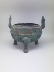 Ding - Large Bronze Ritual Tripod Food Vessel