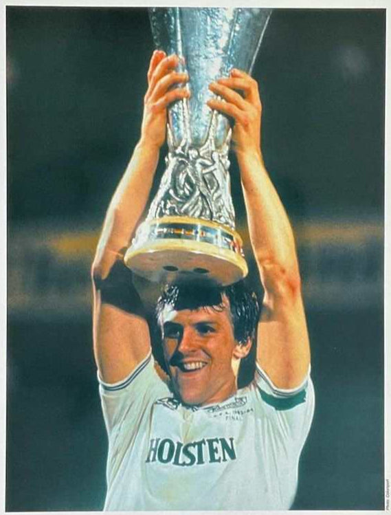 Graham Roberts Signed 22x16 Color Print - 1984 UEFA Cup Final Victory