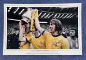 Charlie George Signed 18x12 Black & White Photo – 1971 FA Cup Victory