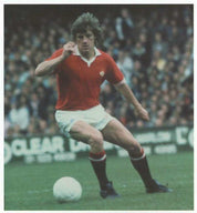 Steve Coppell Autographed 10x8 Photo - Dynamic Play for Manchester United