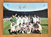 Billy Bonds Signed 16x12 Inch Colour Photo – West Ham United FA Cup Celebration