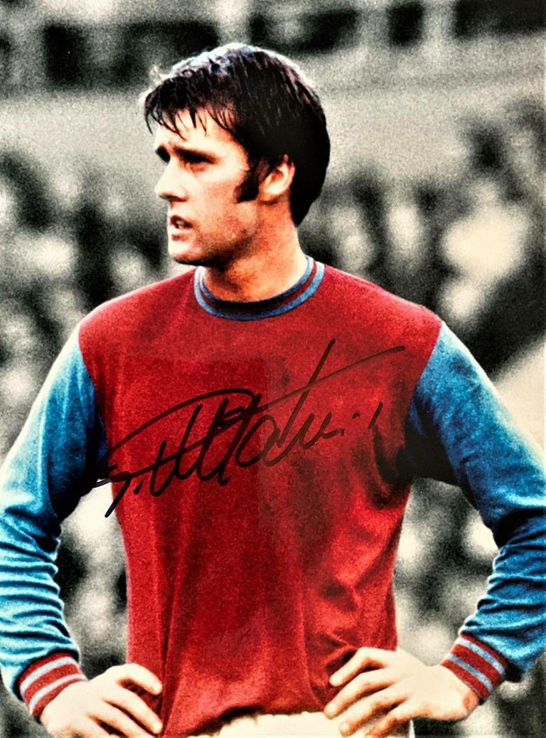 Sir Geoff Hurst Signed 12x16 Inch Colour Photo – West Ham United Legend