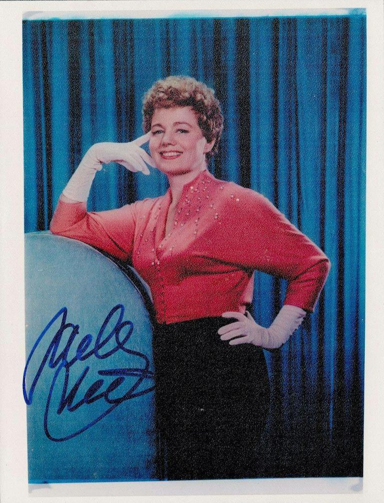 Shelley Winters signed the 10x8 color photo.