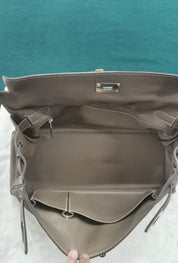 Hermès 2009 Etoupe Veau Taurillon Clemence Kelly 42 Shoulder Handbag with Palladium Hardware