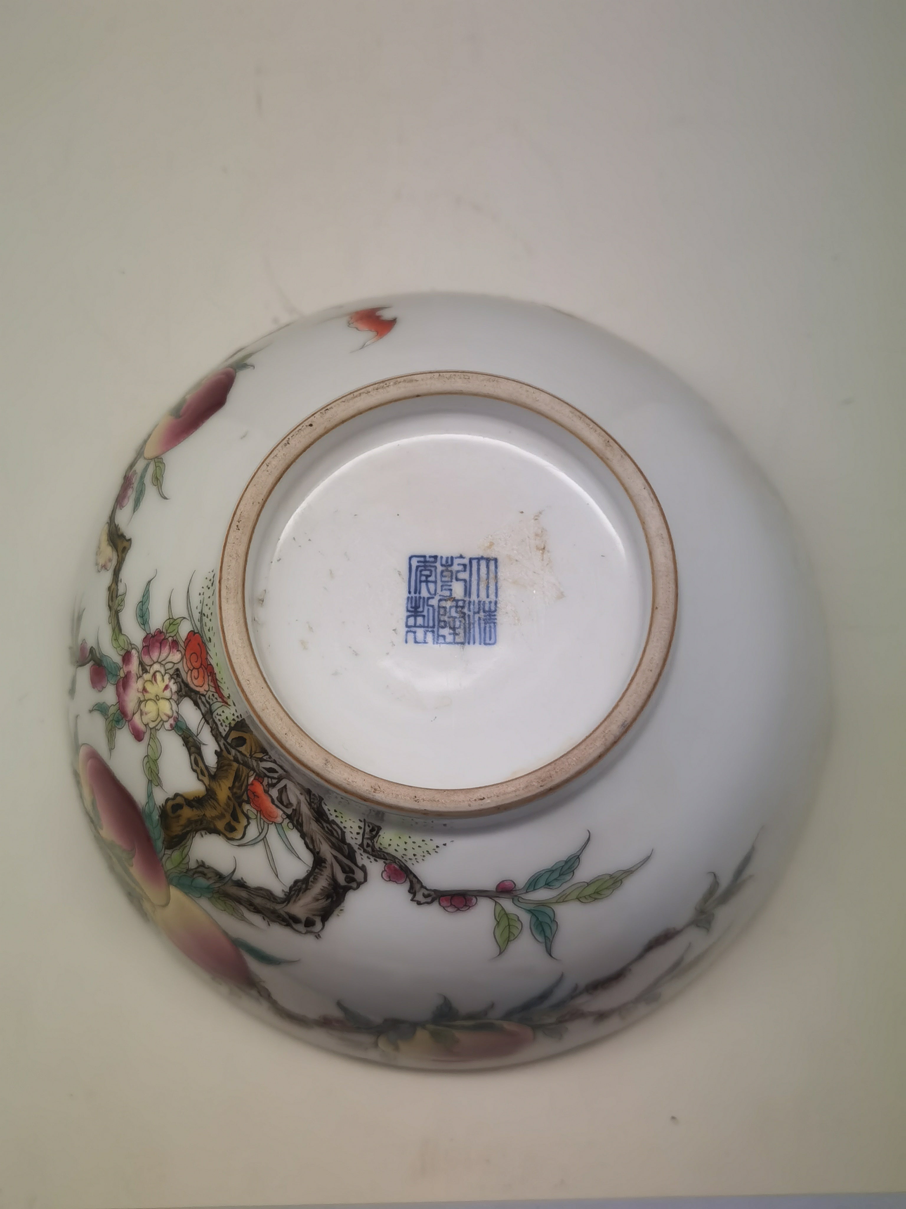 Chinese Porcelain Scalloped Bowl with Peaches and Bats