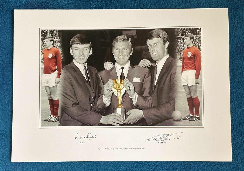 Martin Peters & Jeff Hurst 22x16 Montage Print - 1966 World Cup Champions