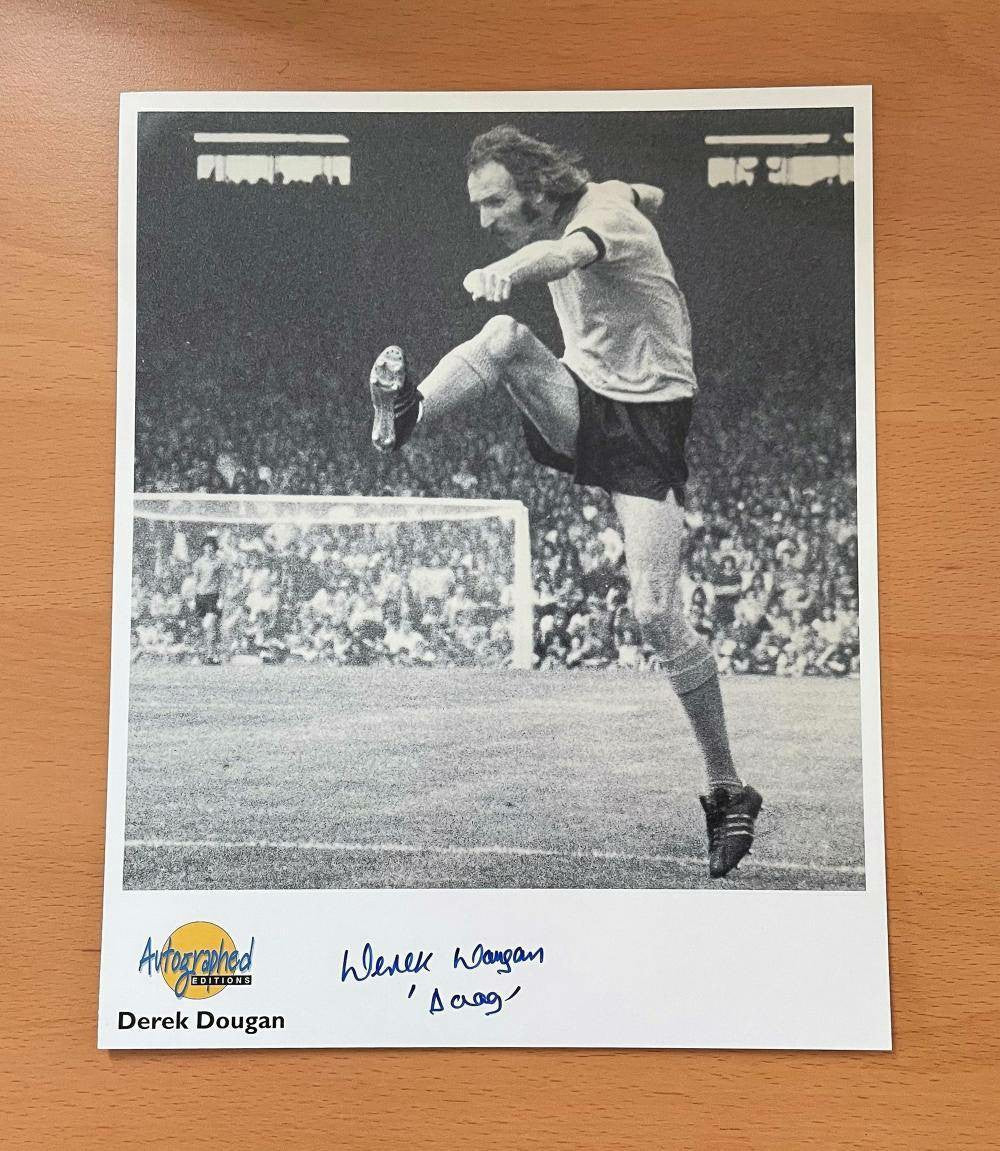 Derek Dougan Autographed 10x8 Photo - 'The Doog' in Action - Good Condition