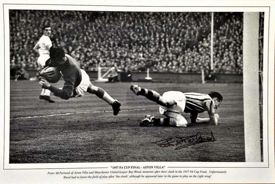 Peter McParland Signed 12x18 Black and White Photo - 1957 FA Cup Final