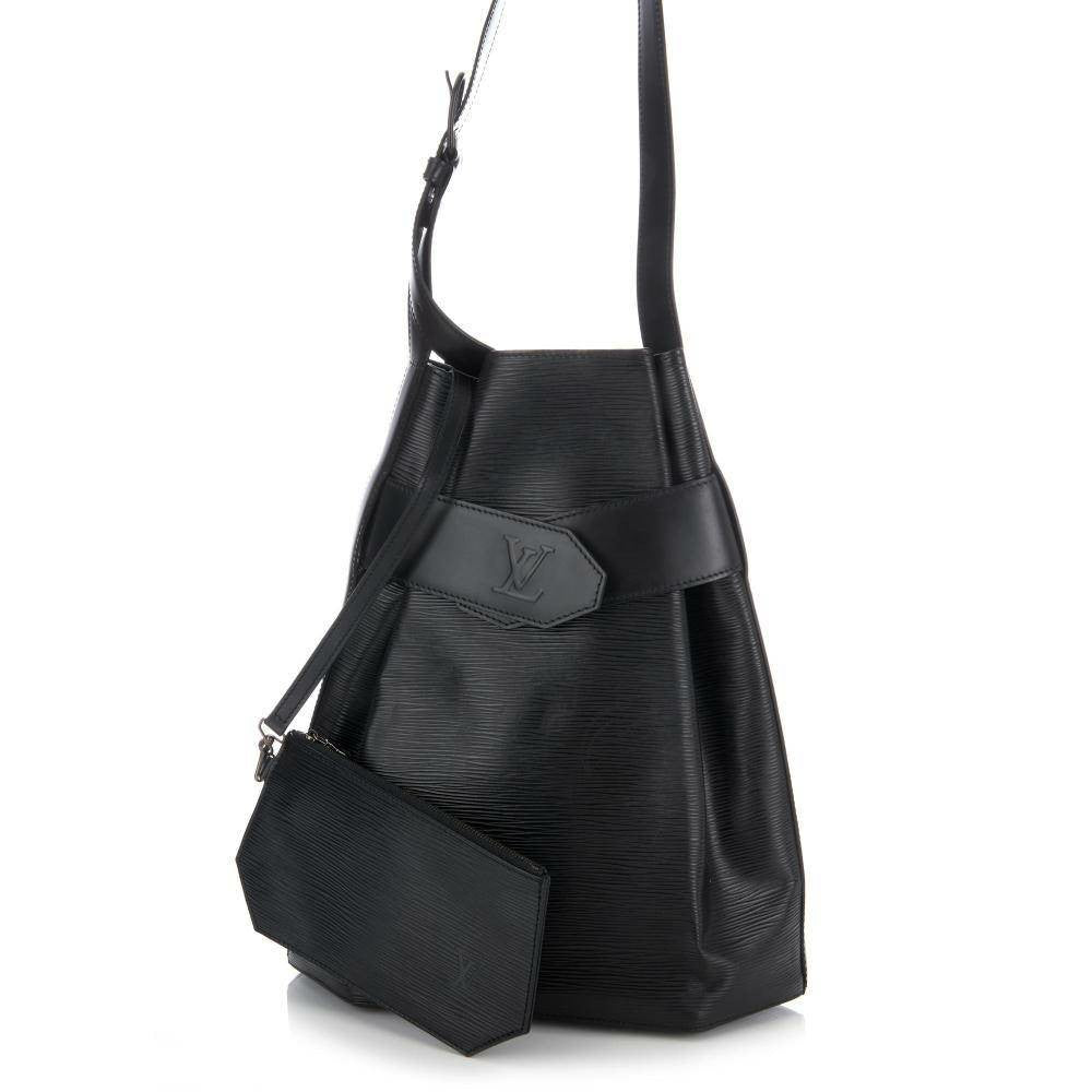 Iconic Elegant –  Louis Vuitton D'Epaule GM in Black Epi Leather