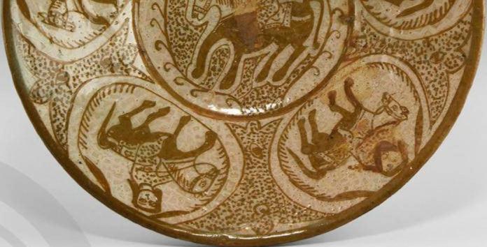 Islamic Style Glazed Dish with Horsemen