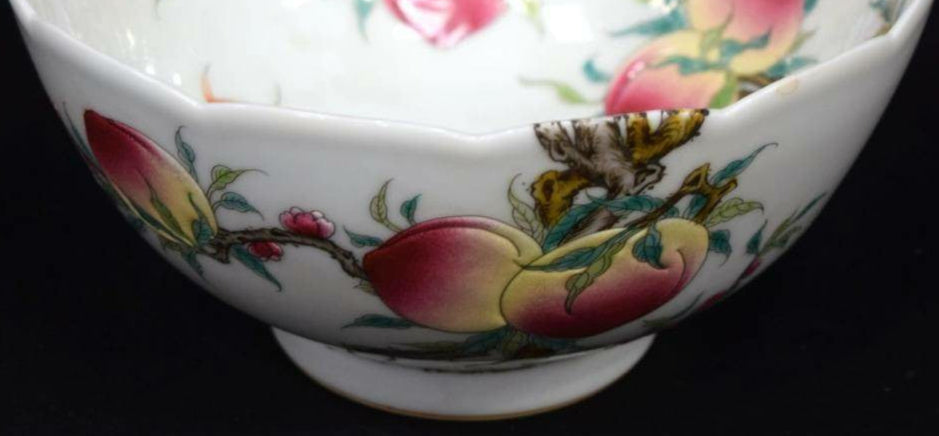 Chinese Porcelain Scalloped Bowl with Peaches and Bats