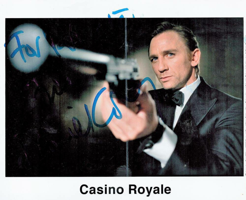 James Bond, Daniel Craig signed colour Casino Royale promo photograph