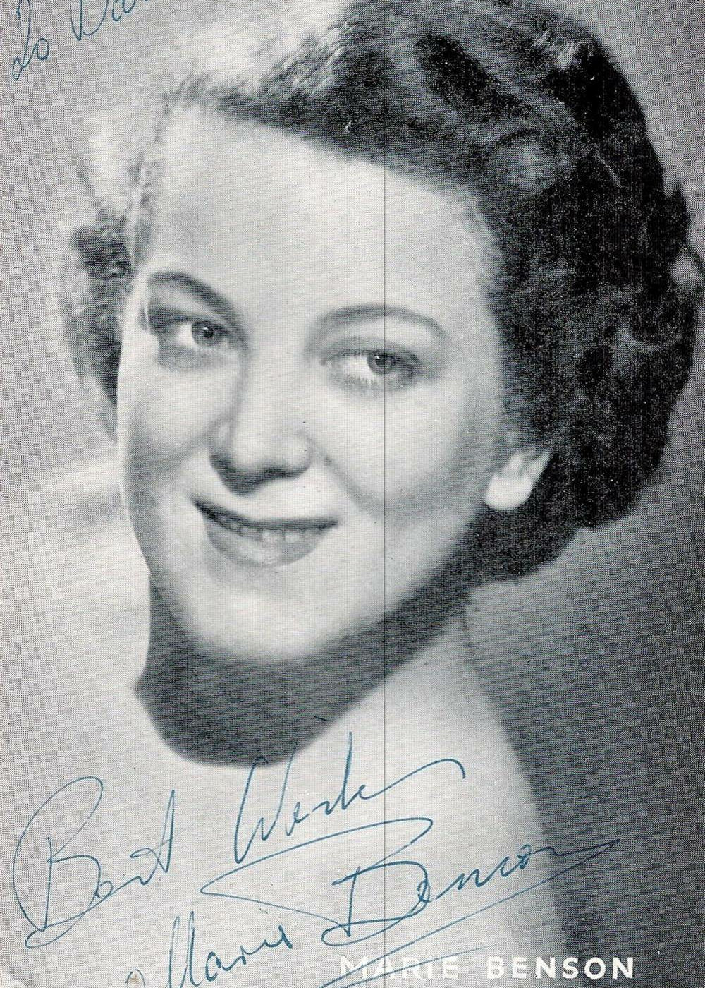 Vintage Hollywood: Marie Benson Signed 5.5x3.5 Black and White Photo - Actress