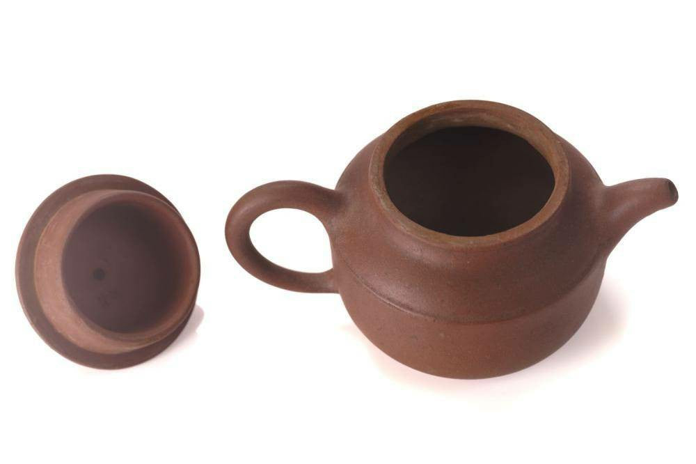 Pair of Chinese Yixing Teapots - Traditional Craftsmanship, Dual Sizes