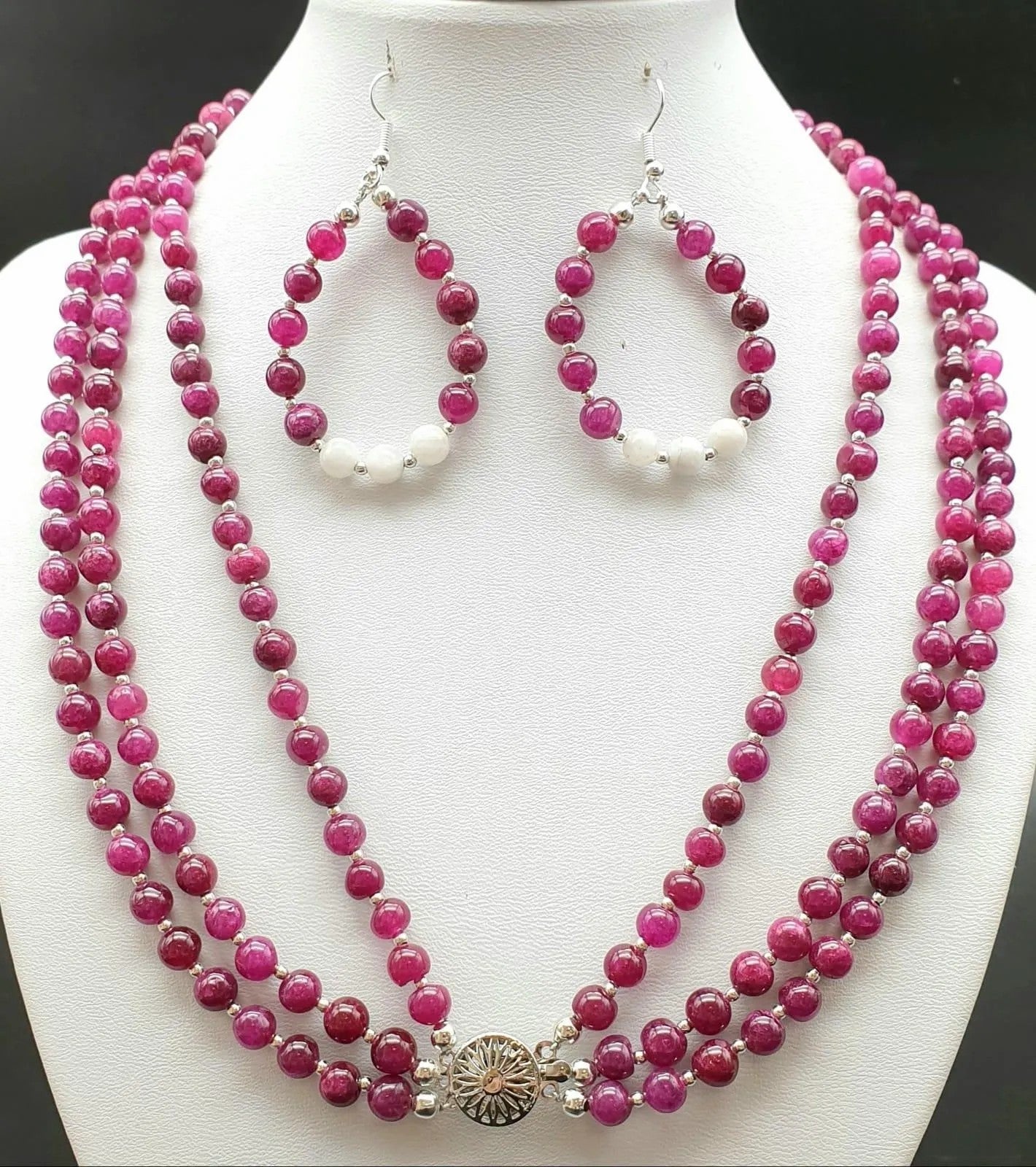 Elegant Three-Row Ruby and White Jade Necklace Set with Matching Earrings - 68g