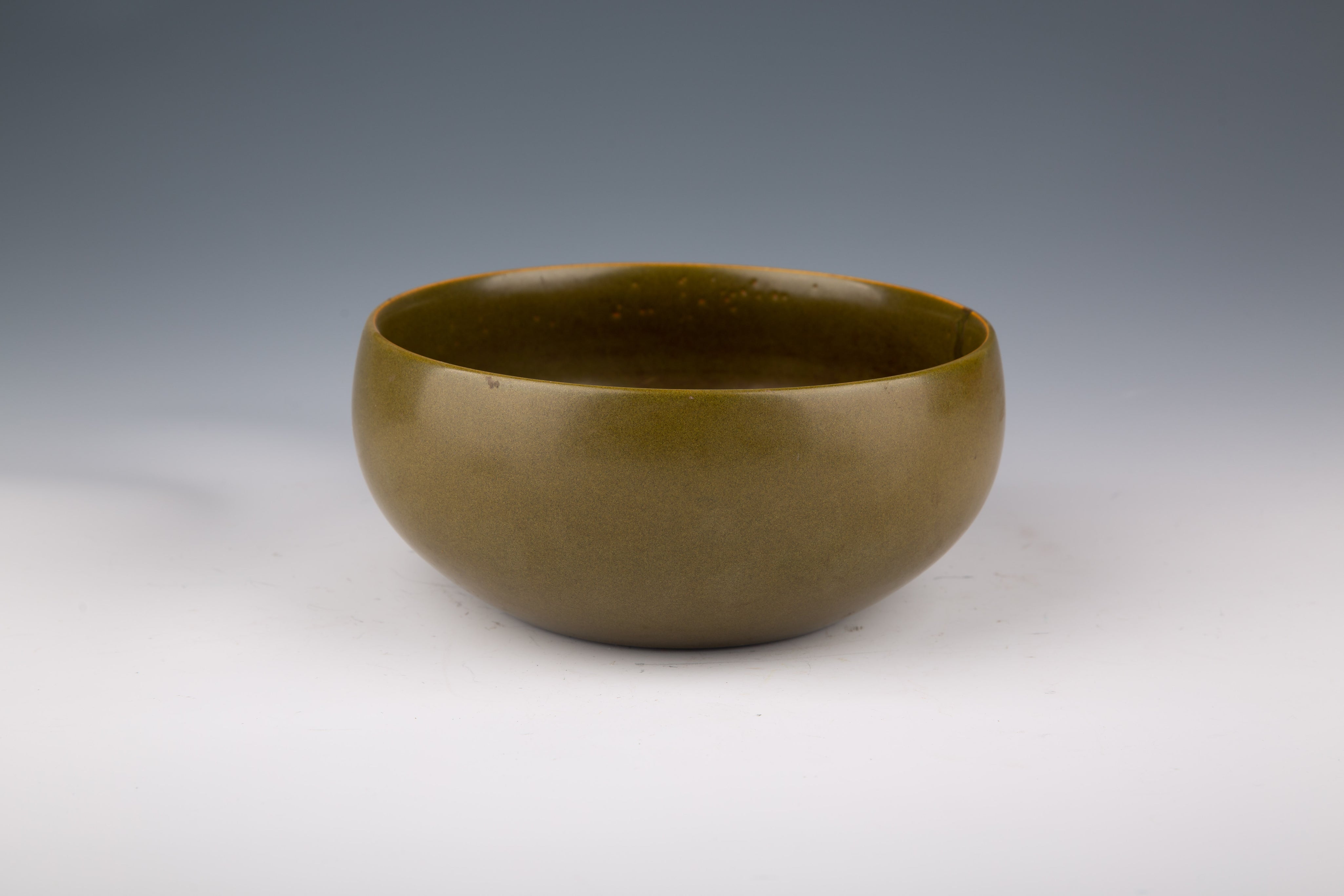 Chinese monochrome 'teadust' glazed bowl