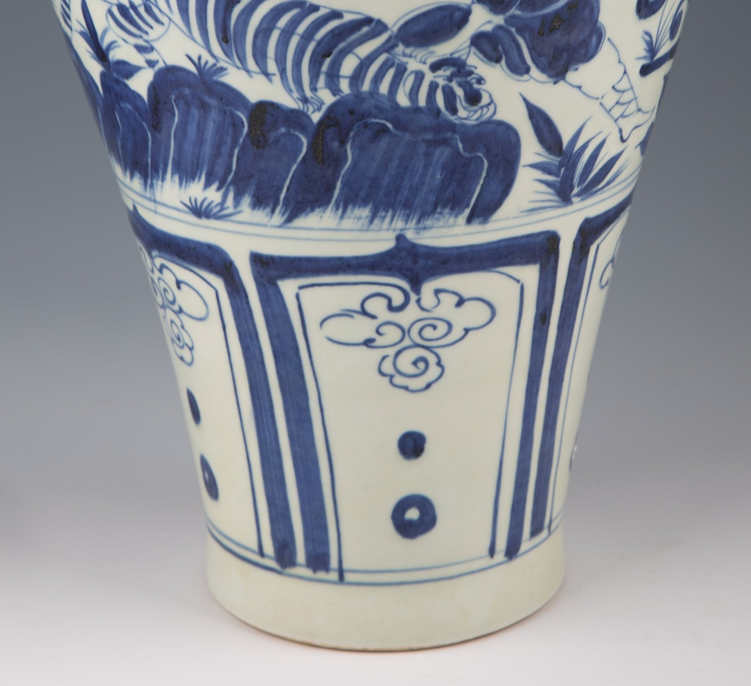 Early Chinese blue and white porcelain covered jars