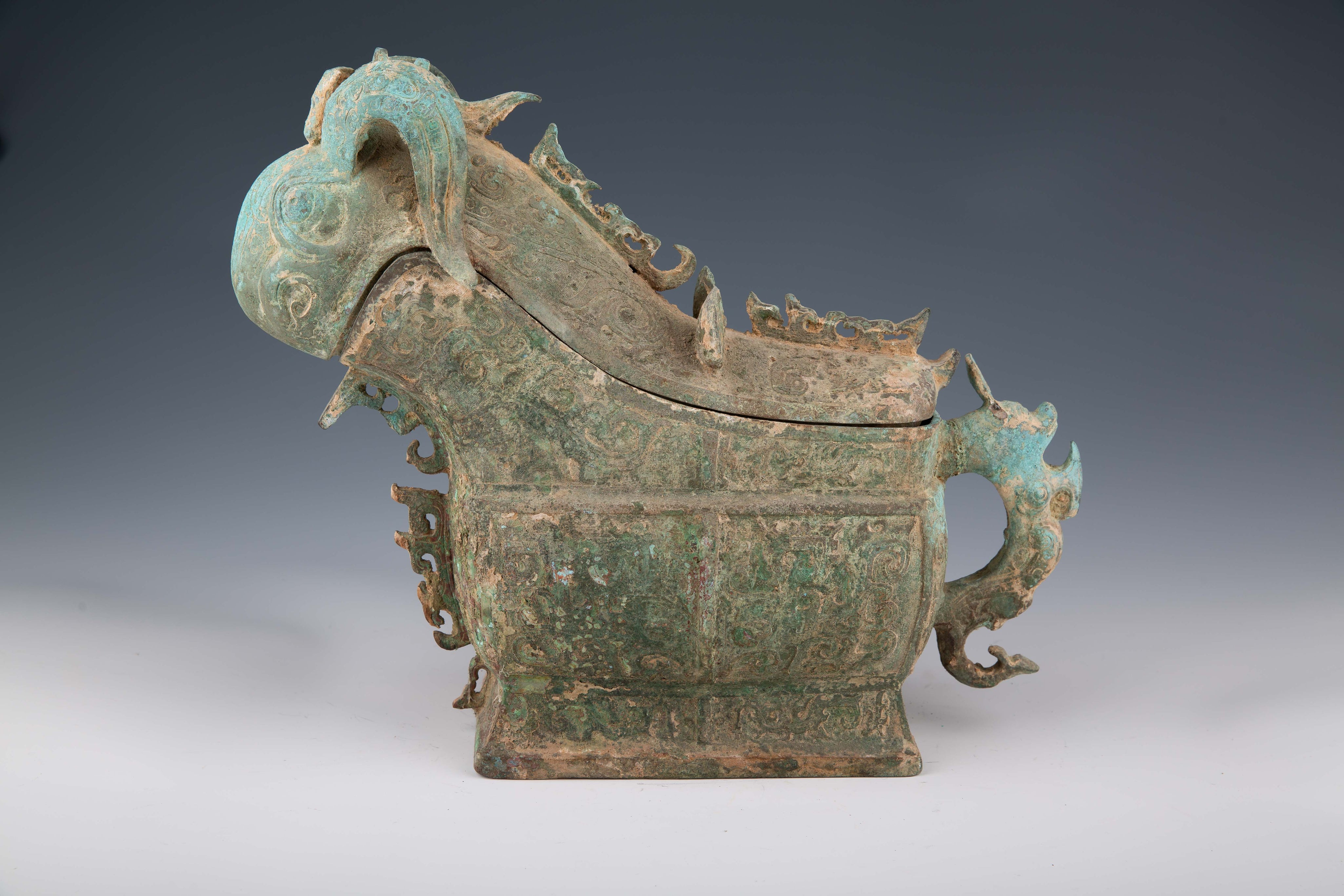 Chinese Bronze Sacrificial Wine Vessel (Guang)