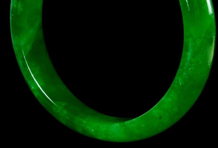 Chinese Emerald Bracelet (Jadeite Bangle)