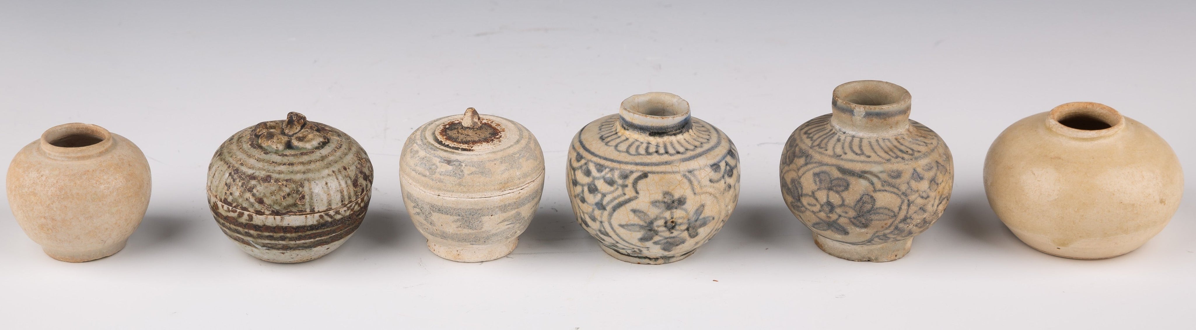 Rare Micro Ceramic Vases in Ancient China