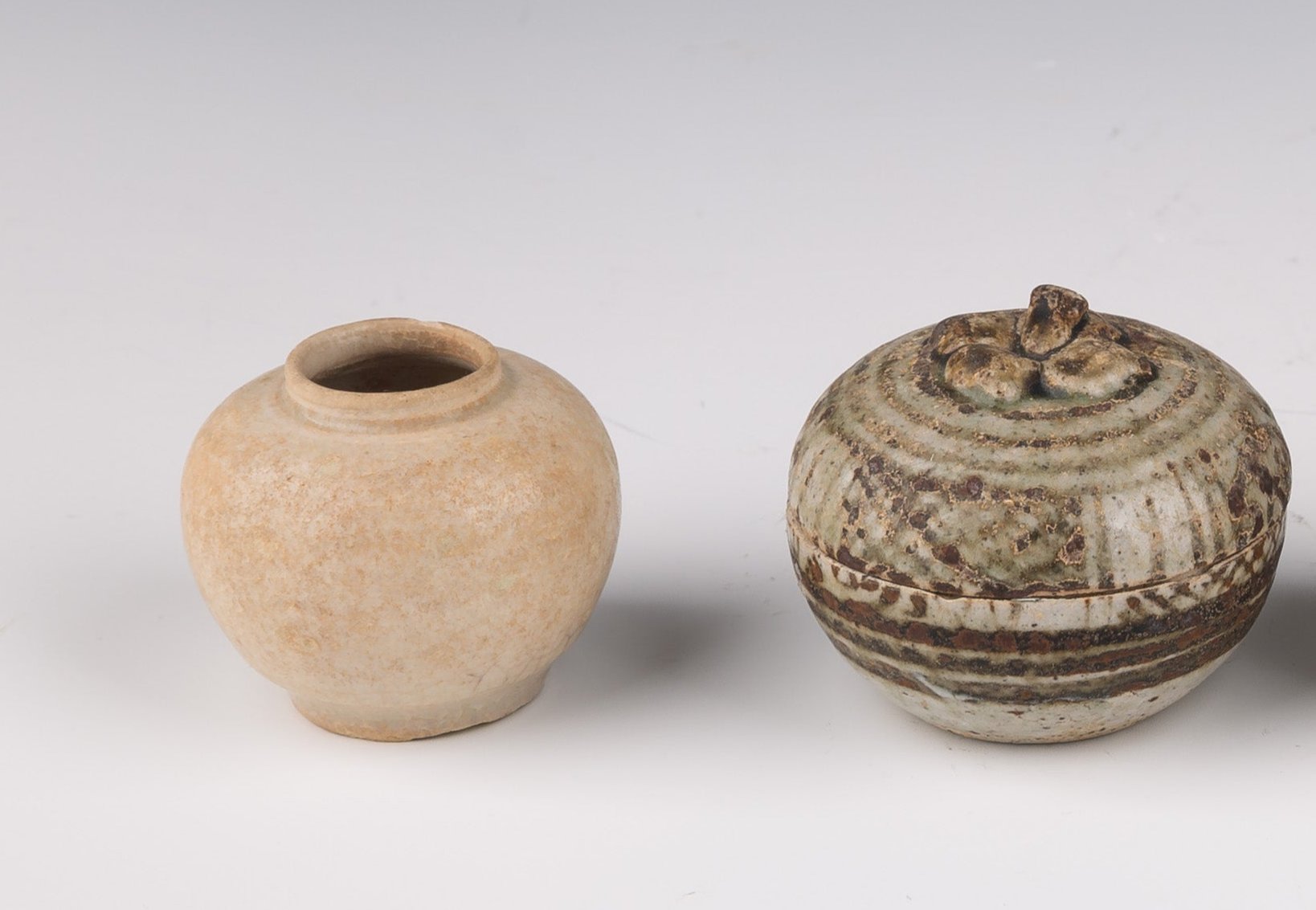 Rare Micro Ceramic Vases in Ancient China