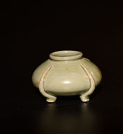 Yue Kiln Water Basin in Song Dynasty