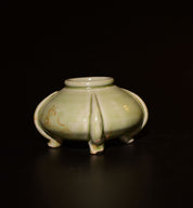 Yue Kiln Water Basin in Song Dynasty