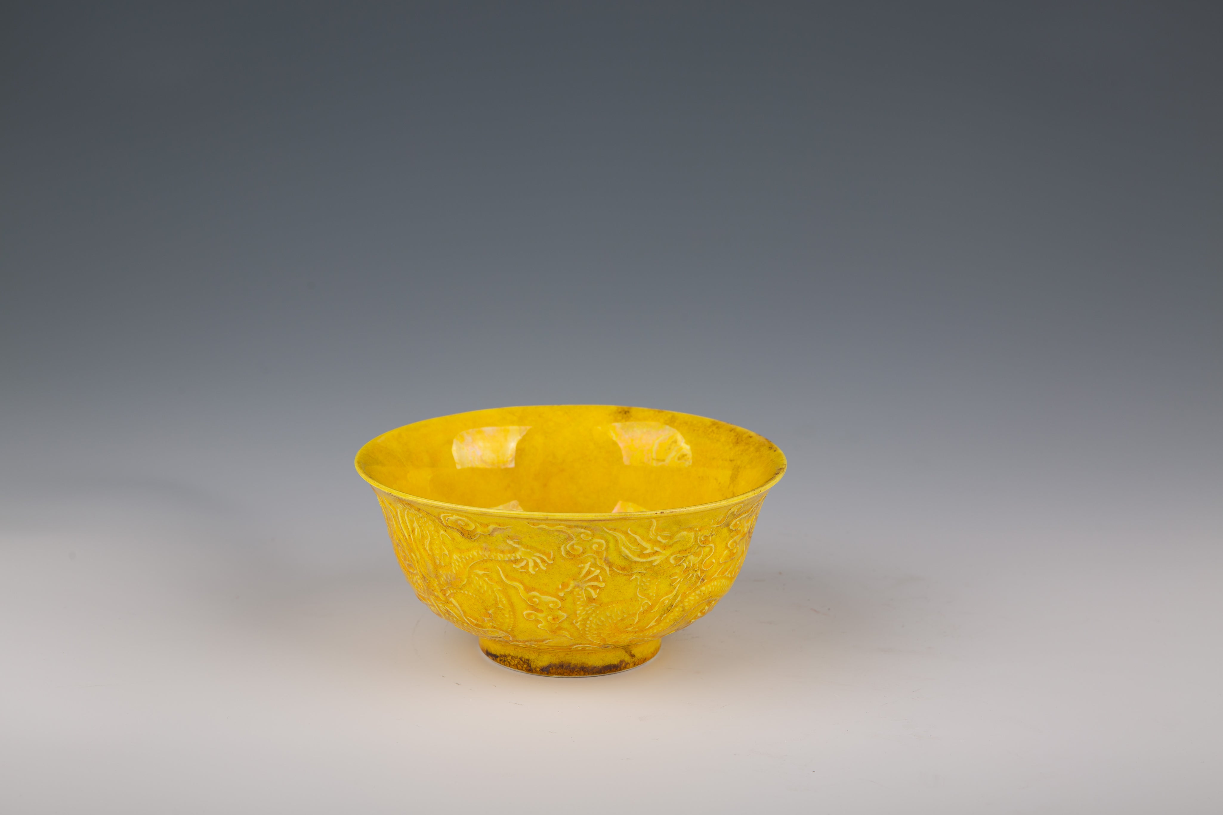 Ming Dynasty Hongzhi Style Porcelain Bowl