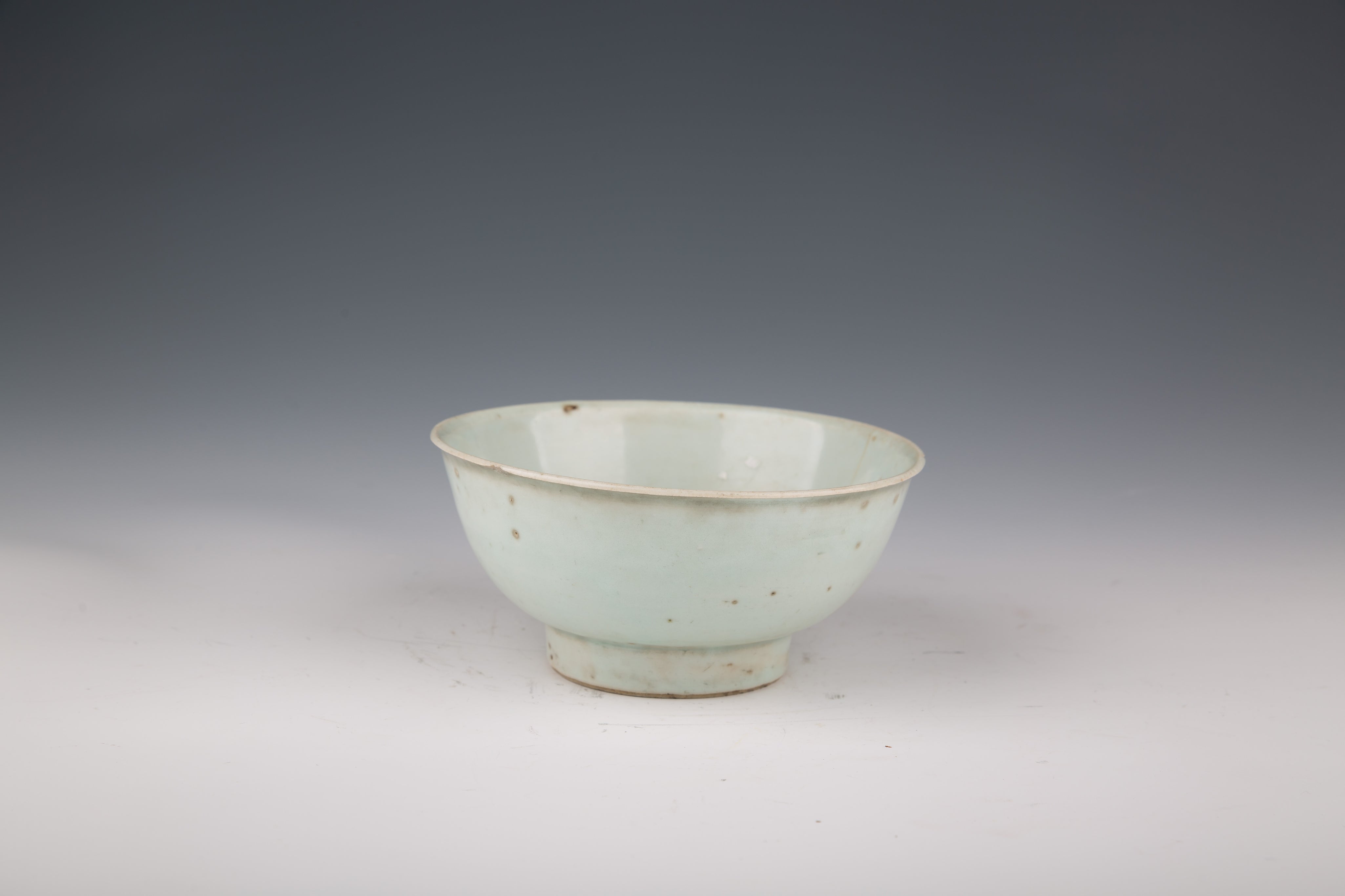 A Set of Five Ceramic Bowls and Plates from the Song Dynasty to the Ming Dynasty in China