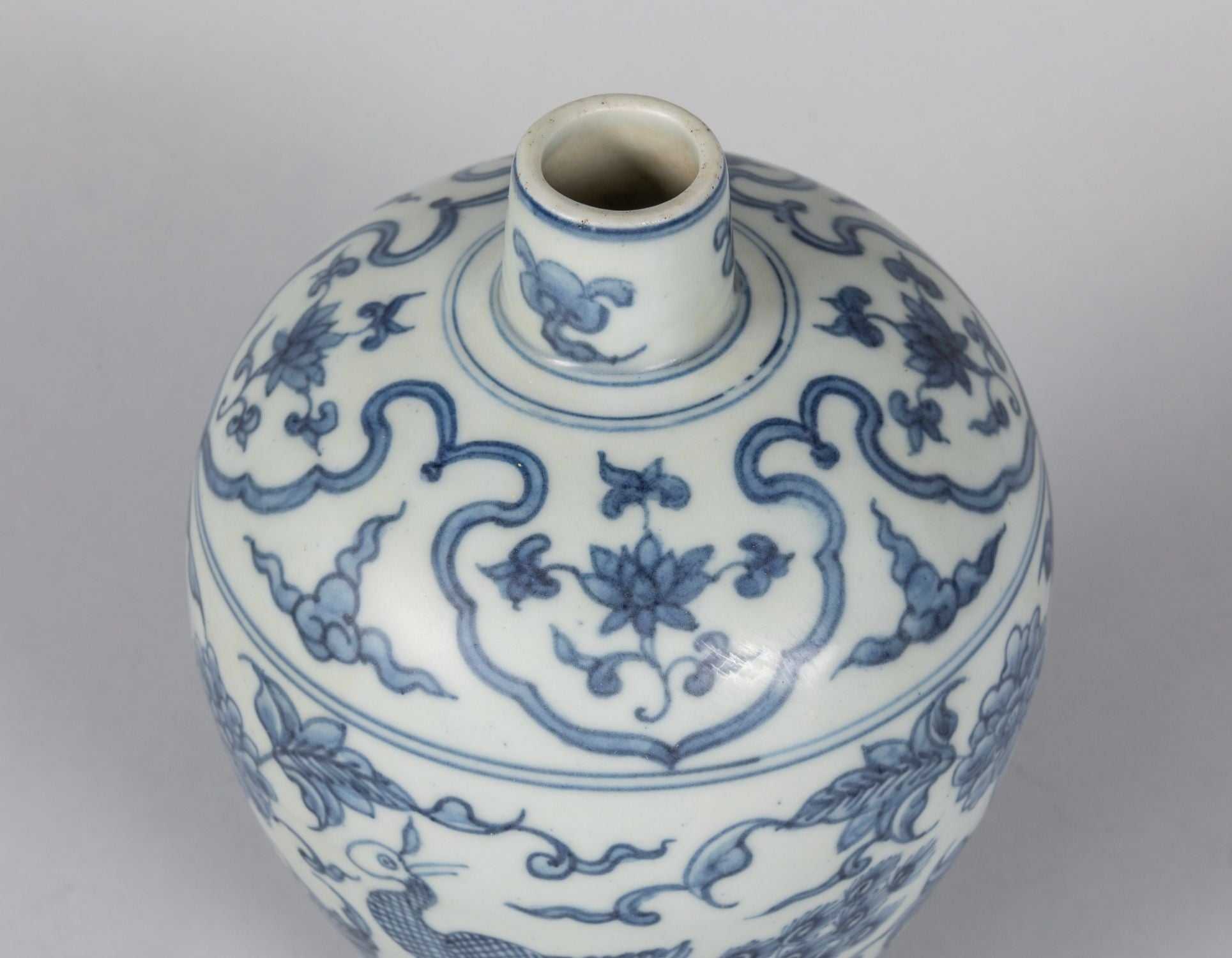 Chinese Ming Shipwreck Blue & White Vase