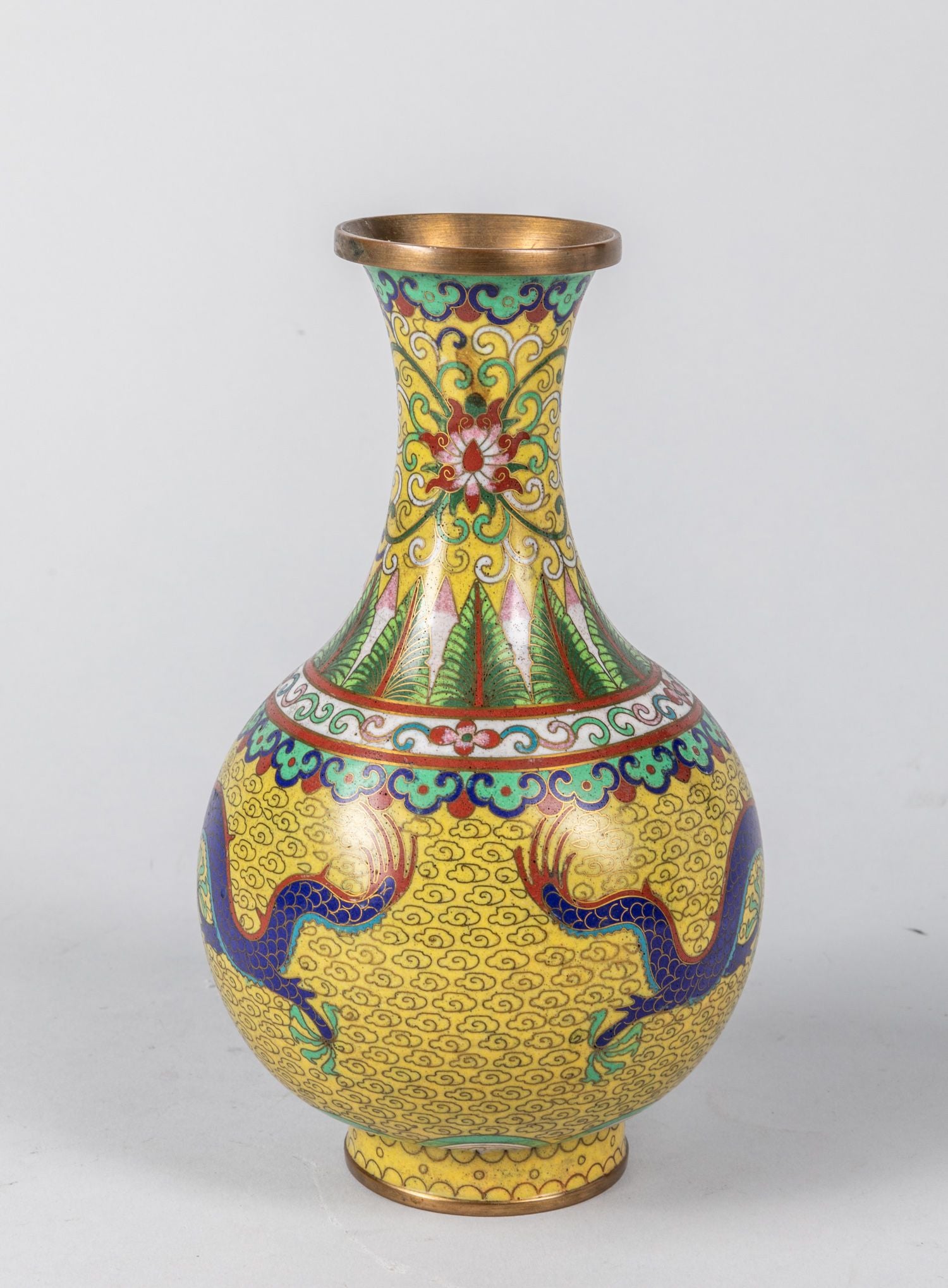 Chinese Antique Cloisonne Dragon Cabinet Vase