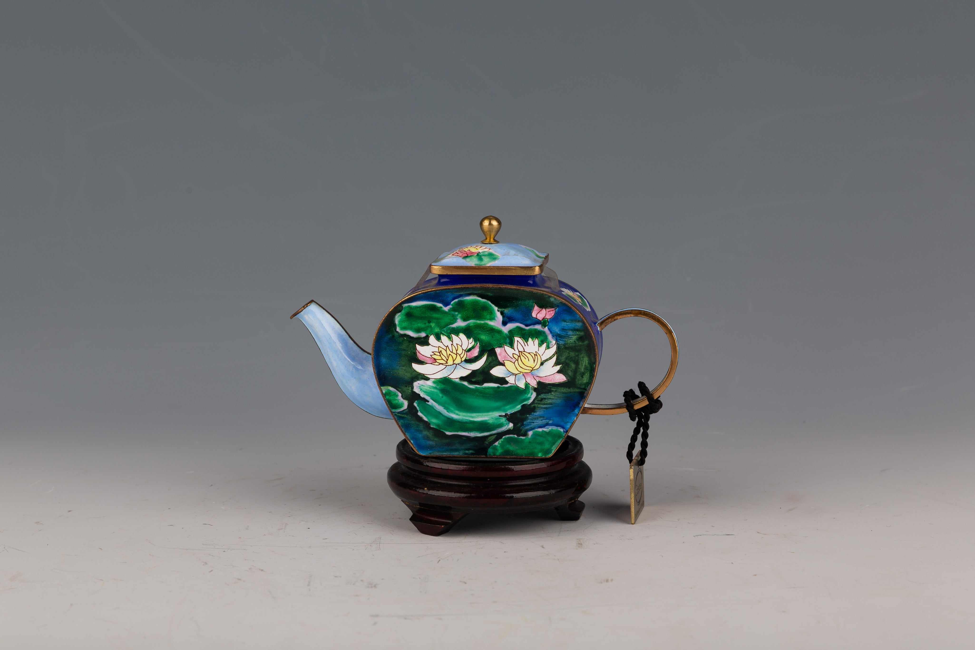 6 Gobel's "Artist" Teapots