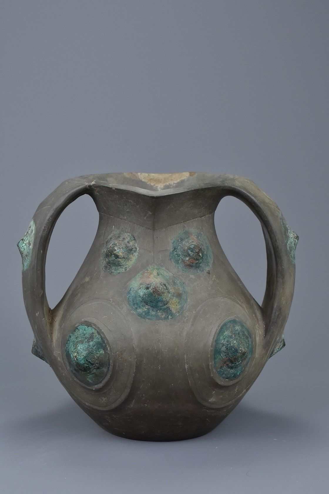 Chinese Han Dynasty Black Pottery Amphora