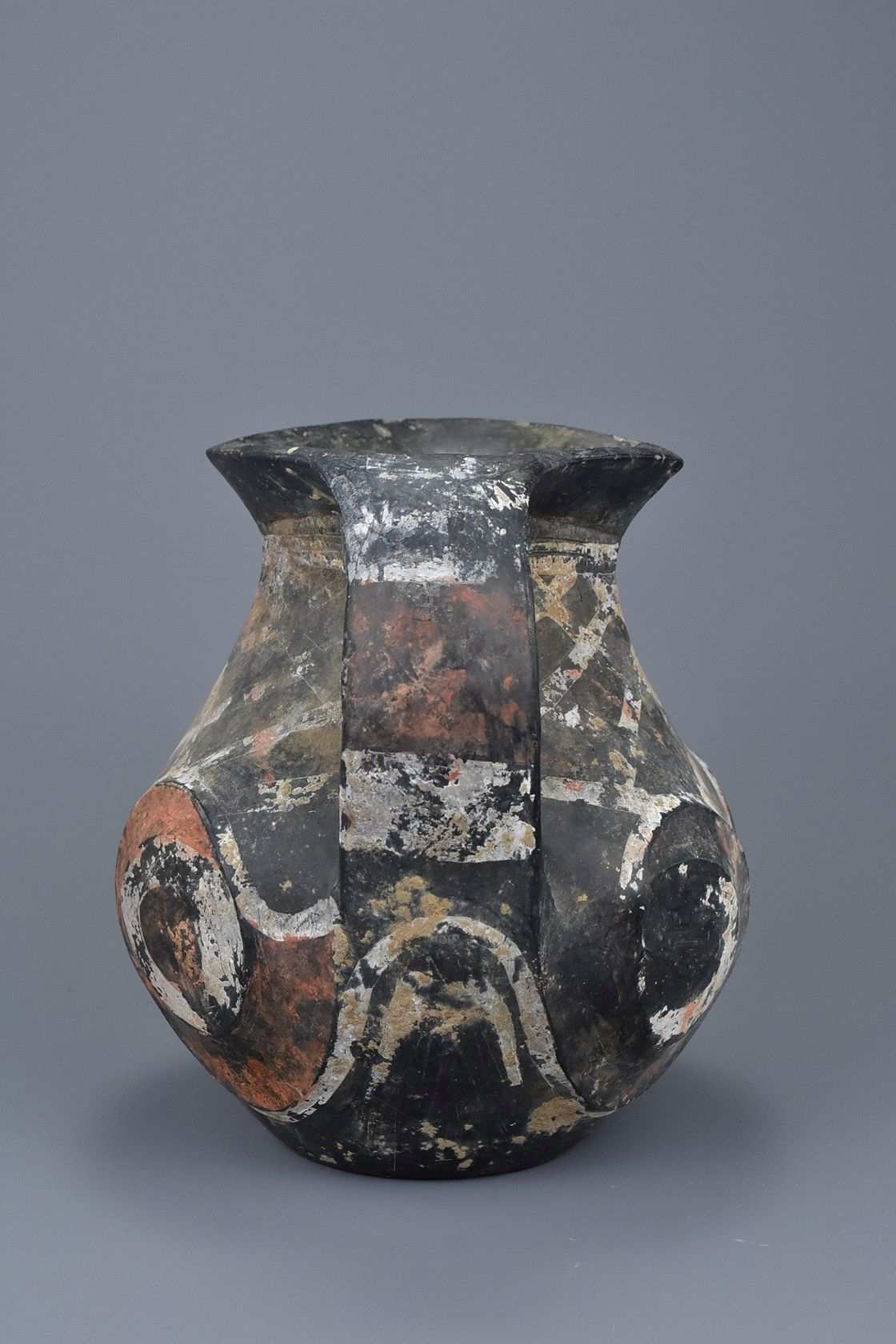 Han Dynasty Black Pottery Amphora