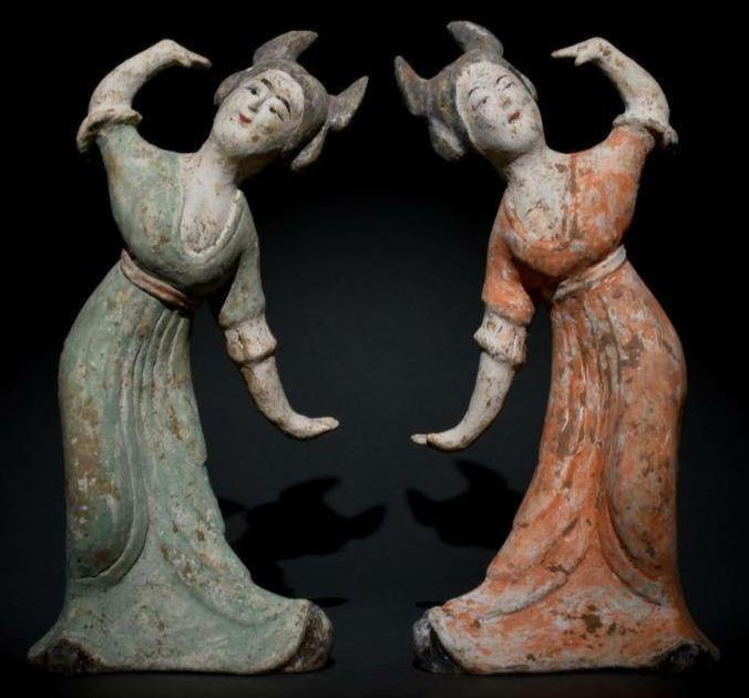 Pair of Chinese Tang Dynasty Terracotta Dancer Figures