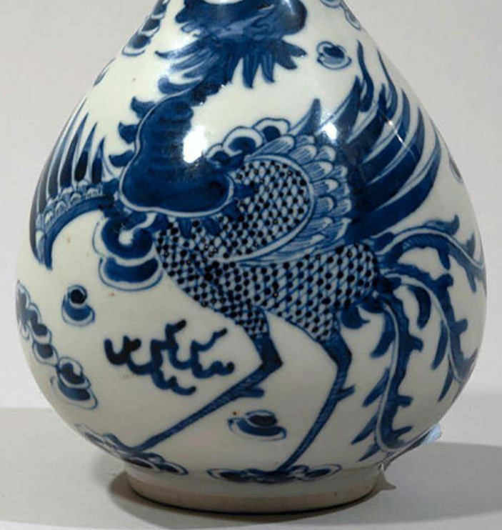 19th Century Vietnamese Porcelain Bottle Vase