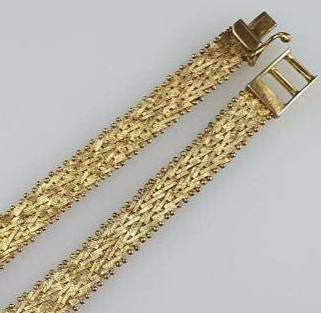 Ladies' Wristwatch with Matching Bracelet