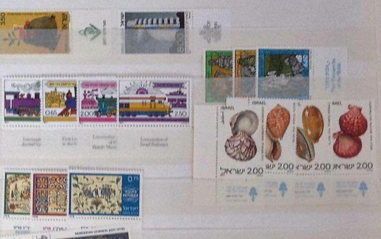 Israel Stamp Collection - 32 Pages - Large Blue Stamps (1975-2000)