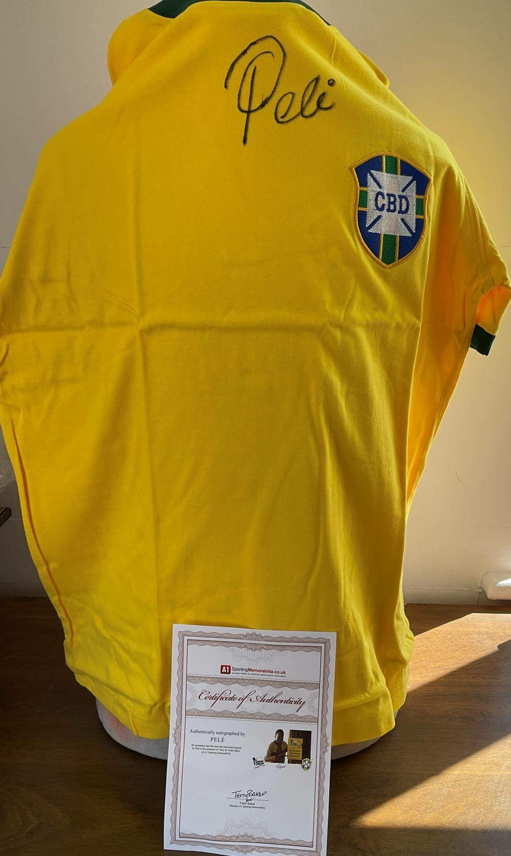 Football Brazil Edson Pele Signed Replica Brazil Football Shirt - Good Condition