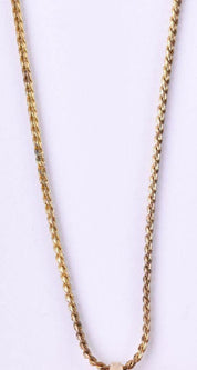 Chain Necklace with Pendant