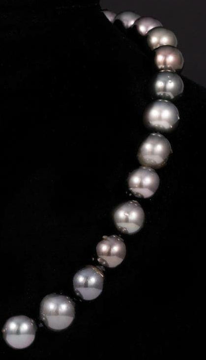 14K White Gold and Tahitian Pearl Necklace