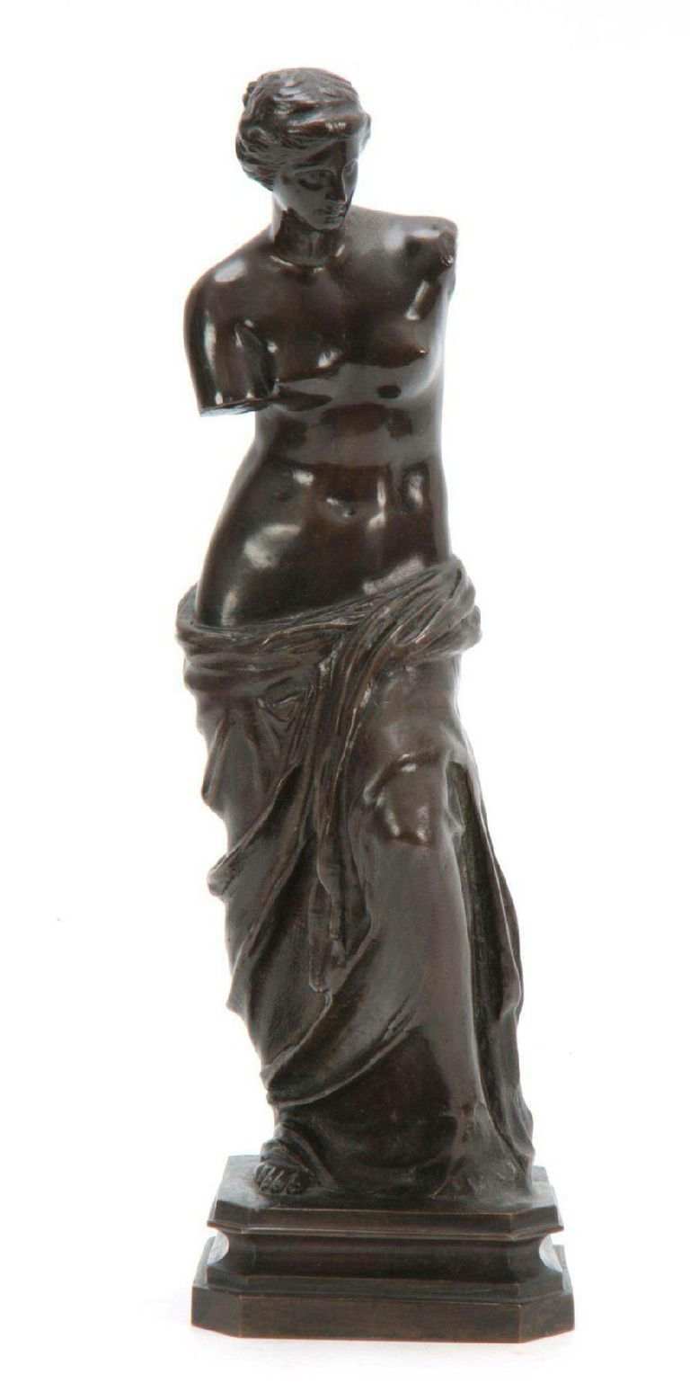 Timeless Beauty: Late 19th Century Grand Tour Bronze Sculpture - Venus de Milo