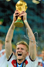 André Schürrle Signed 12x8 Colour Photograph – World Cup Trophy Celebration