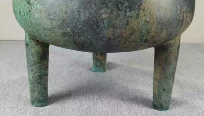 Ancient Shang Dynasty Bronze Tripod with Inscription