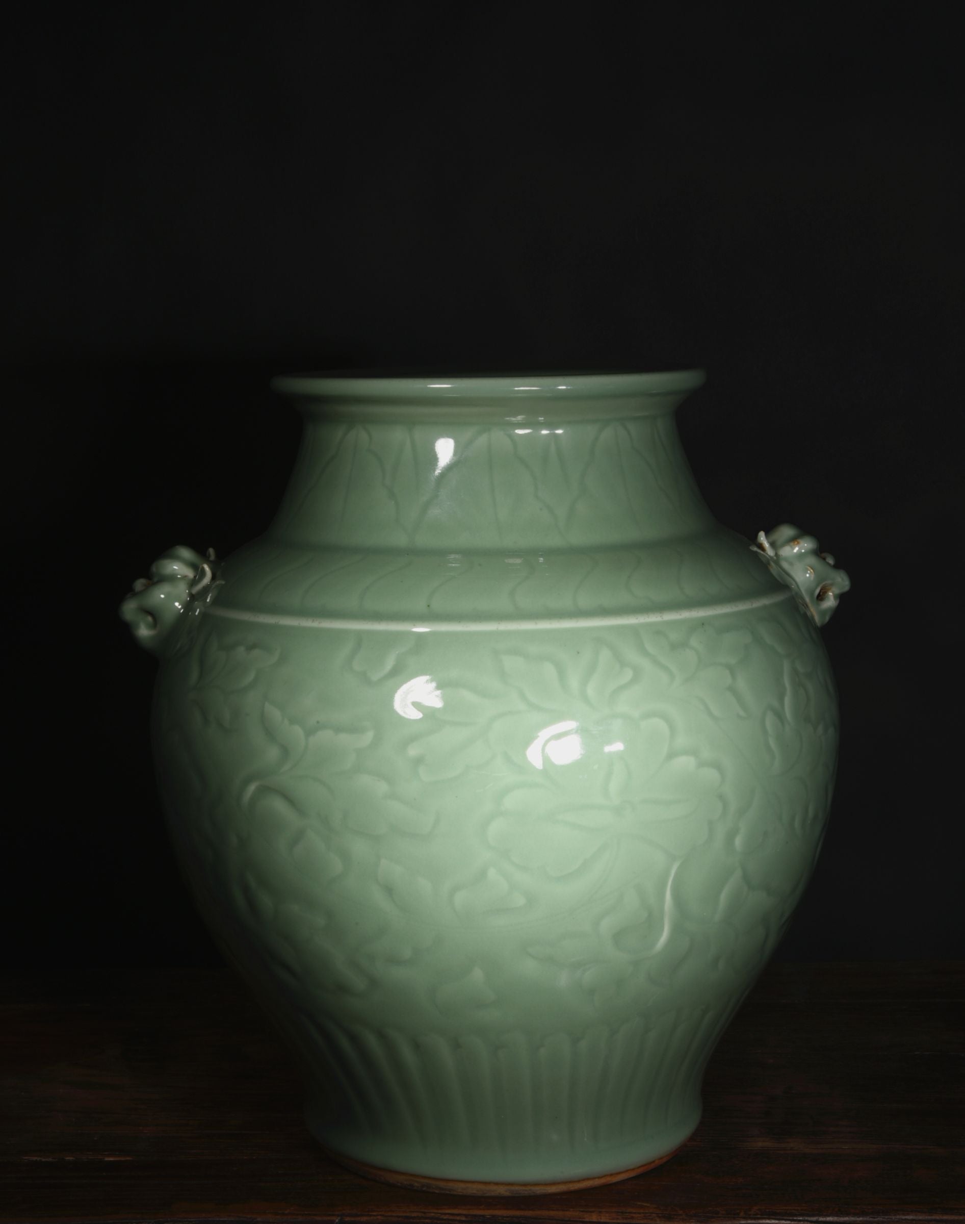 Longquan Kiln Flower Picking Zun