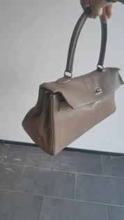 Hermès 2009 Etoupe Veau Taurillon Clemence Kelly 42 Shoulder Handbag with Palladium Hardware